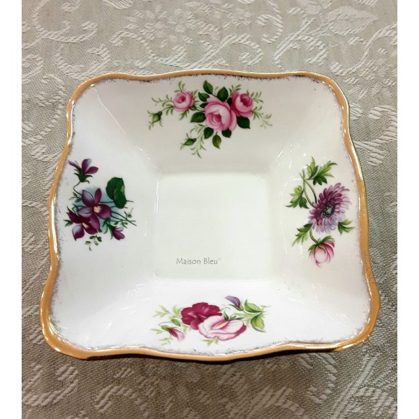 Royal Albert Ciotolina Fiori dei Mesi